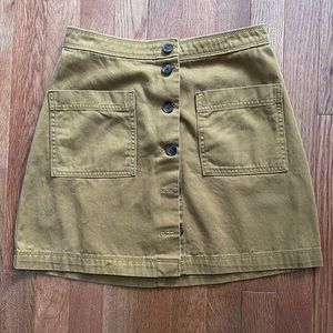 Old Navy mini skirt with pockets